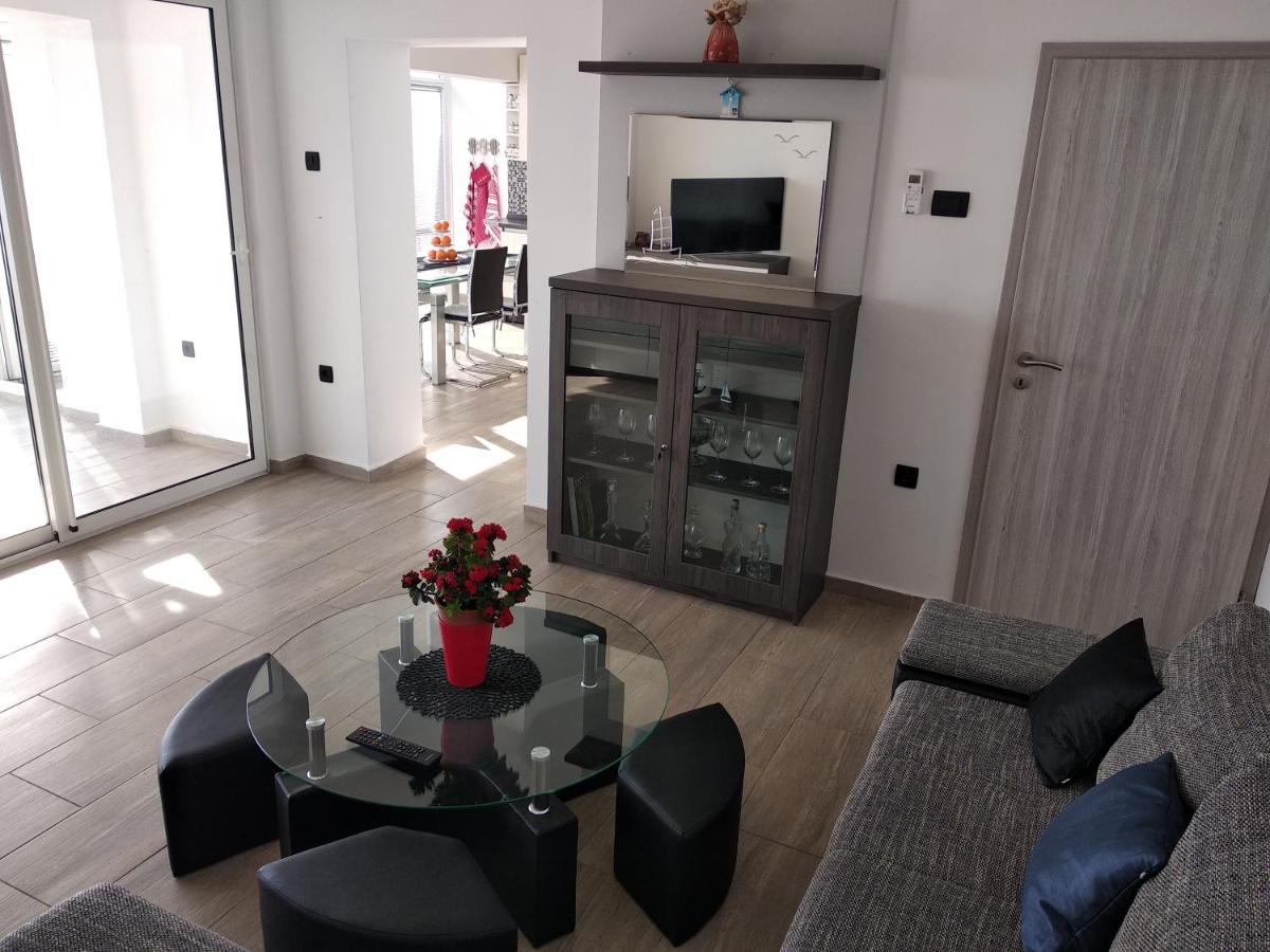 Apartman Angela Rijeka Buitenkant foto