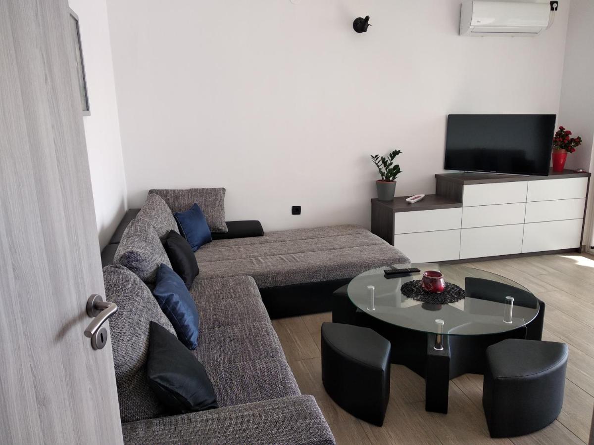 Apartman Angela Rijeka Buitenkant foto