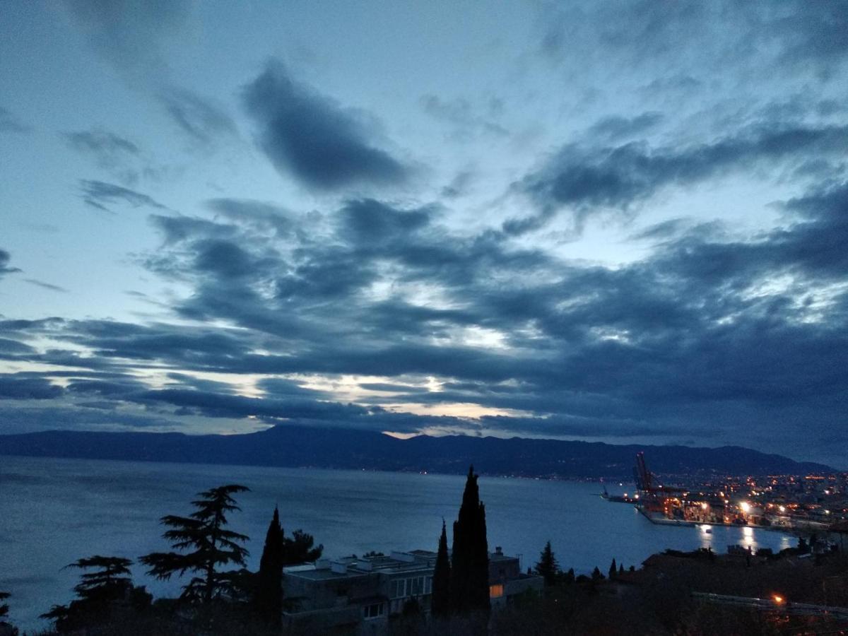 Apartman Angela Rijeka Buitenkant foto