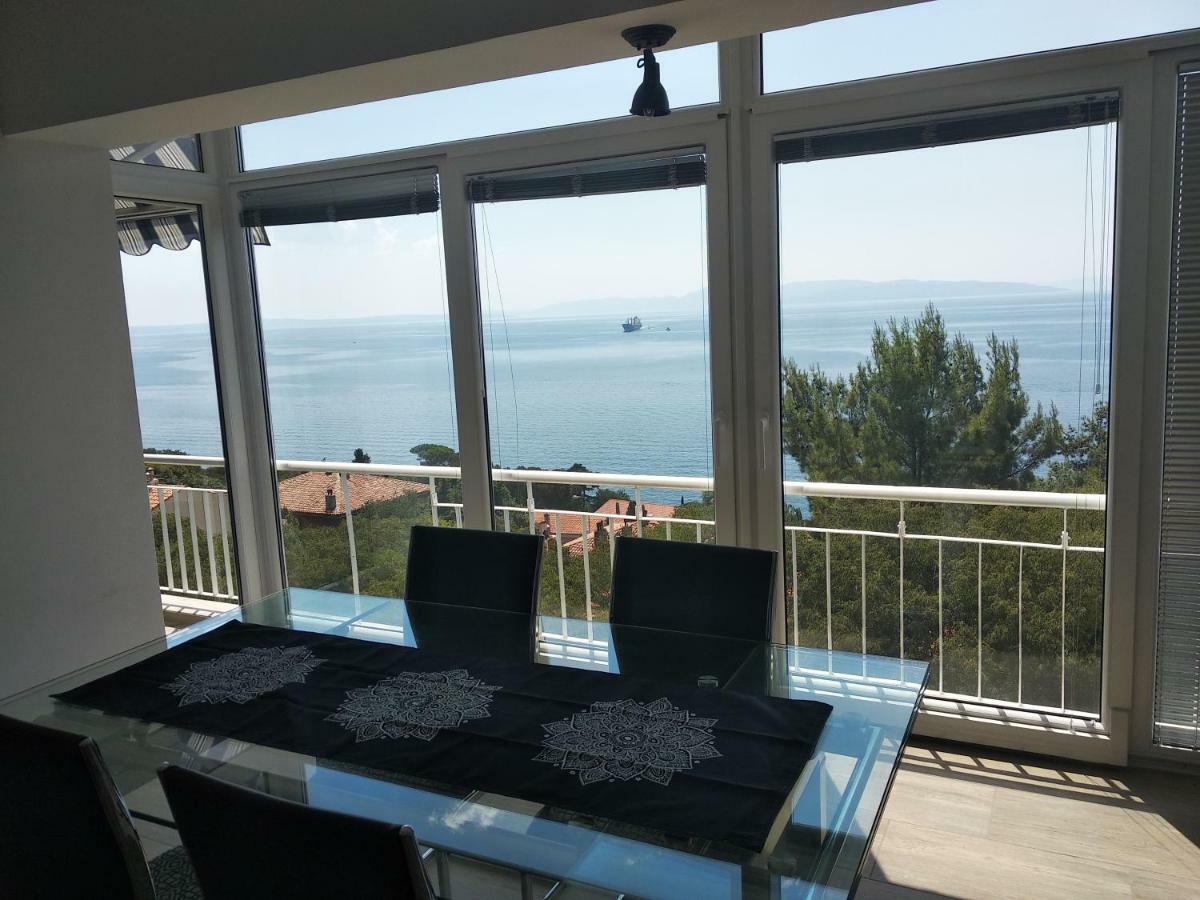 Apartman Angela Rijeka Buitenkant foto